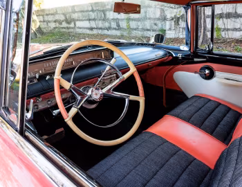 Интерьер 1956 Lincoln Premiere Sedan (73B)