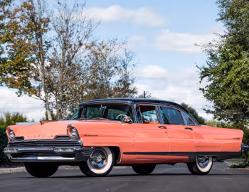 1956 Lincoln Premiere Sedan (73B)