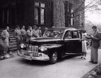 1947 Lincoln Sedan (76H 73)