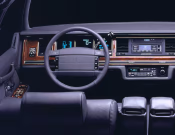 Торпедо 1993–94 Lincoln Town Car '1992–94