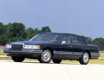 1993–94 Lincoln Town Car '1992–94