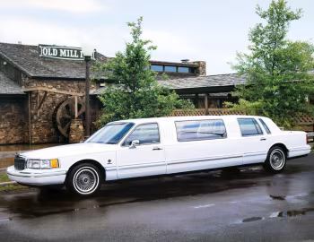 Lincoln Town Car 85 ''J'' Limousine by Federal Coach '1991
