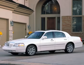 2003 Lincoln Town Car Cartier