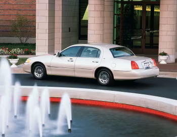 1998–2002 Lincoln Town Car Cartier