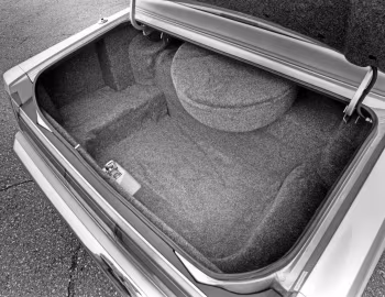 Coffre 1987 Lincoln Town Car "Cartier Designer Series" (83 54D)