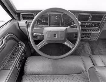 Panneau avant 1987 Lincoln Town Car "Cartier Designer Series" (83 54D)