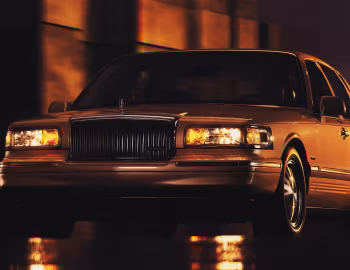 1995–97 Lincoln Town Car Cartier Series (M83)