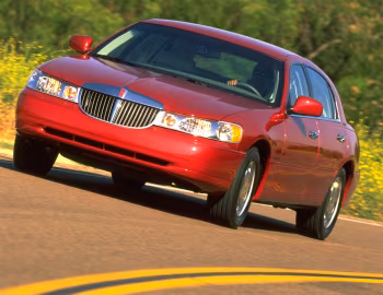 1998–2002 Lincoln Town Car Touring Sedan
