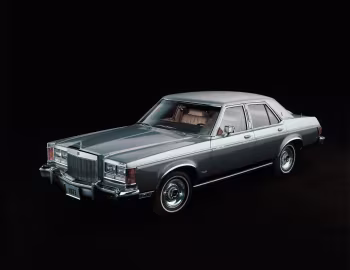 1977 Lincoln Versailles (84 54M)