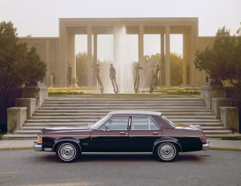 1977 Lincoln Versailles (84 54M)