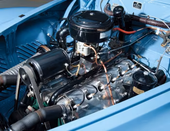 Под капотом 1940 Lincoln Zephyr Continental Cabriolet (06H 56)