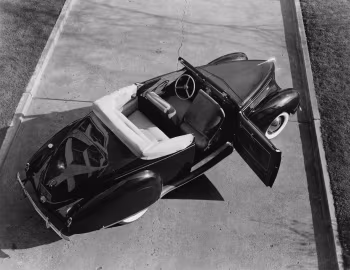 1938 Lincoln Zephyr Convertible Coupe (86H 760(B))