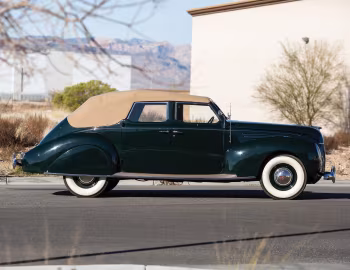 1938 Lincoln Zephyr Convertible Sedan (86H 740)