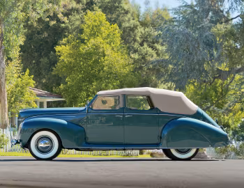 1939 Lincoln Zephyr Convertible Sedan (96H 74)