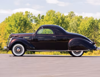 1937 Lincoln Zephyr Coupe (HB 720)