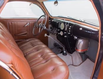 Интерьер 1937 Lincoln Zephyr Coupe (HB 720)