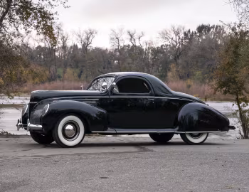 1939 Lincoln Zephyr Coupe (96H 72)
