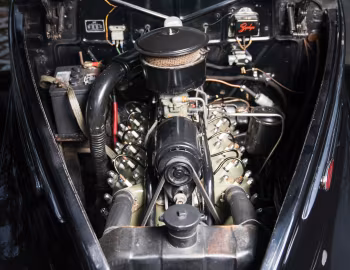 Под капотом 1939 Lincoln Zephyr Coupe (96H 72)