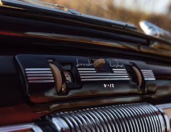 Интерьер 1940 Lincoln Zephyr Coupe (06H 72A)