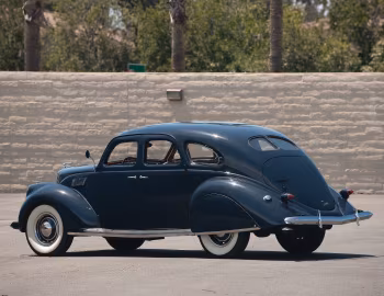 1937 Lincoln Zephyr Sedan (HB 730)