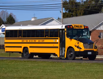 Lion 360° School Bus '2011–pr.
