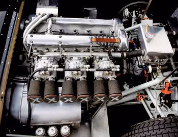 Sous la capuche Lister "Knobbly" Sports Racing Car '1957–61