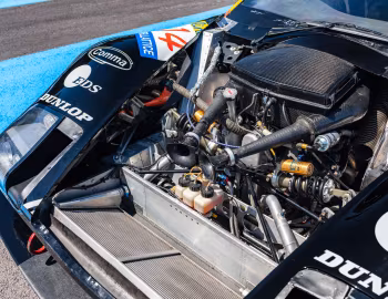 Bajo el capó Lister Storm GT (#005) '2001