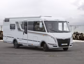 2017–19 LMC Explorer Premium '2016–19