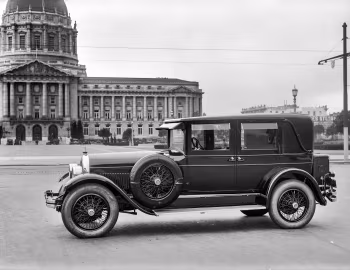 1926 Locomobile Junior 8 Brougham