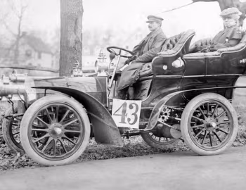 Locomobile