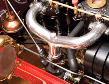 Под капотом 1907 Locomobile Model E Roadster