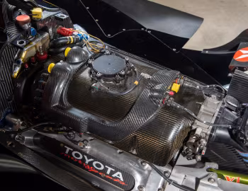 Bajo el capó Newman/Haas Racing Lola B01/00 '2001