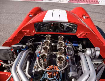 Bajo el capó Lola T70 MkIII (#111) '1967