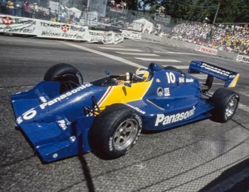 Lola T89/00 '1989