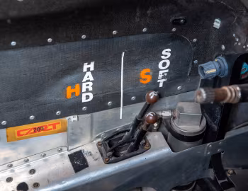 Interior Newman/Haas Racing Lola T96/00 (HU-03) '1996