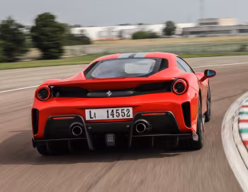 Ferrari 488 Pista [Worldwide] '2018–20