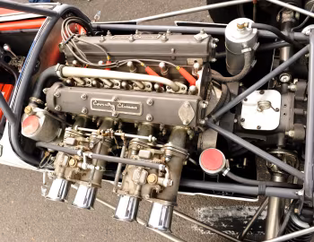 Sob o capô Lotus 18 '1960–61