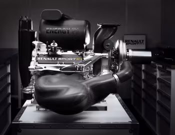 Під капотом Lotus E23 Hybrid '2015