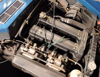 Sob o capô Lotus Elan +2 [Worldwide] (Type 50) '06.1967–74