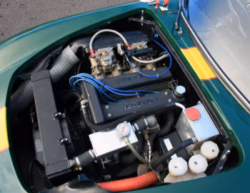 Sob o capô Lotus Elan Competition Coupe (Type 26R) '1962–66