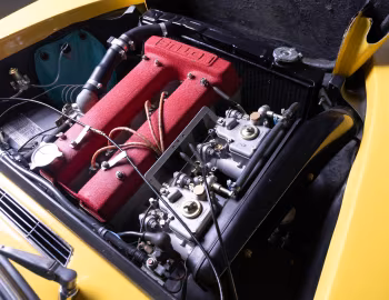 Sob o capô Lotus Elan S4 Fixed-head Coupé (Type 45) '1968–71