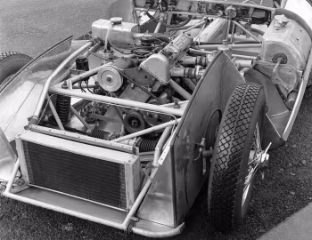 Sob o capô Lotus Eleven (Series II) '1957–58