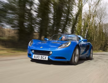 Lotus Elise [UK-spec] '2010–15