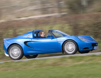 Lotus Elise [UK-spec] '2010–15