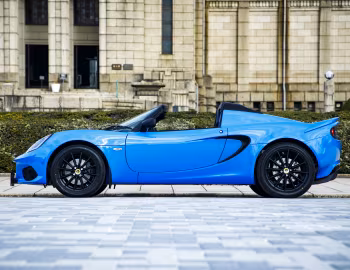 Lotus Elise Sport 220 "Special Colour Edition" [Japan] '2020