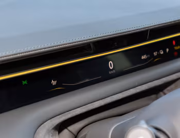 Tableau de bord Lotus Emeya 600 Sport SE [Worldwide] '2025–pr.