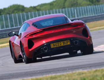 Lotus Emira First Edition [UK-spec] '2022–25
