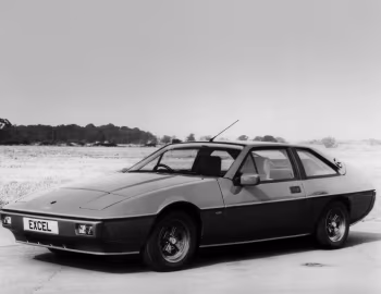 Lotus Eclat Excel '1982–83