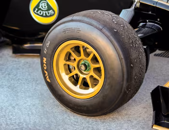 Lotus T125 Exos '2010–11