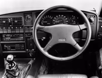 Painel frontal Vauxhall Lotus Carlton '1990–92